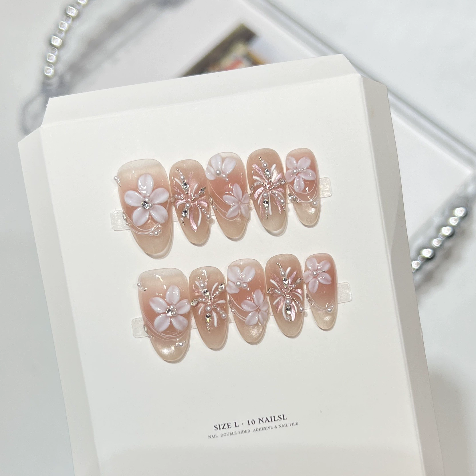 10Pcs Pink Sweet French Almond - Nail Art Cat Eye Simple 评论和价格