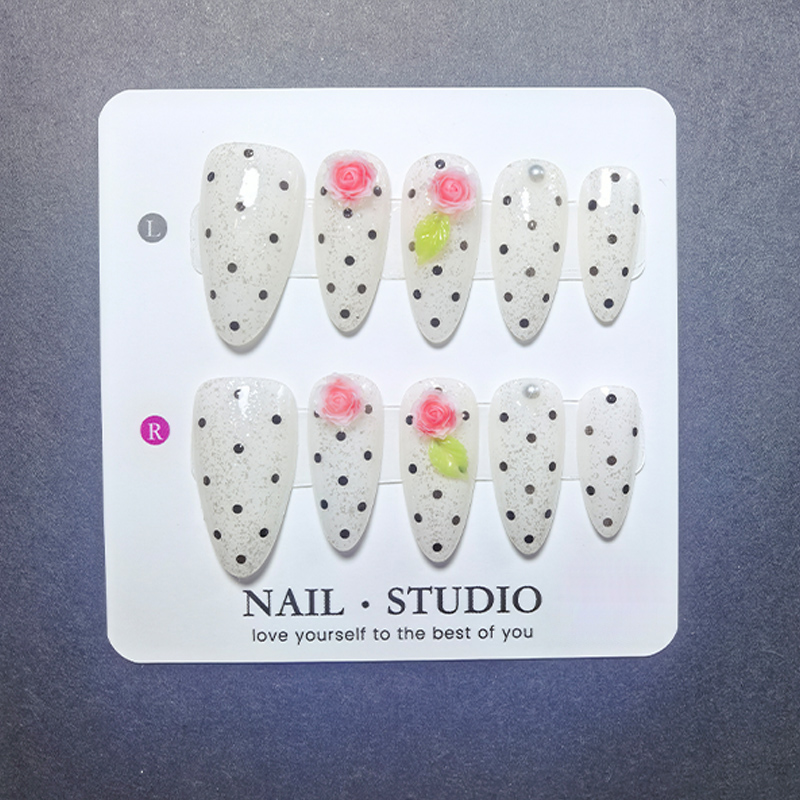 10Pcs Almond Cat Eye Press on  - Nail Art Chrome 评论和价格