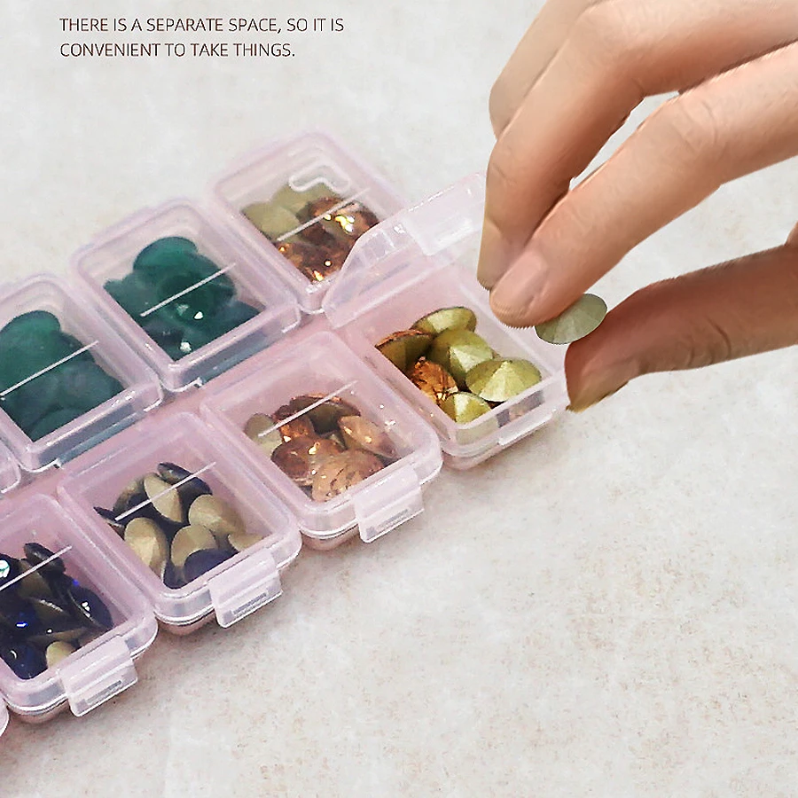 12 Compartments Plastic Rhines - Nail Art Quirky 评论和价格